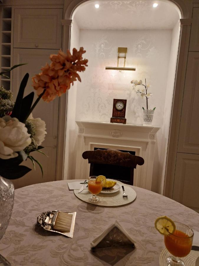Luxury Living Kopernik Apartment Warsaw Exterior photo