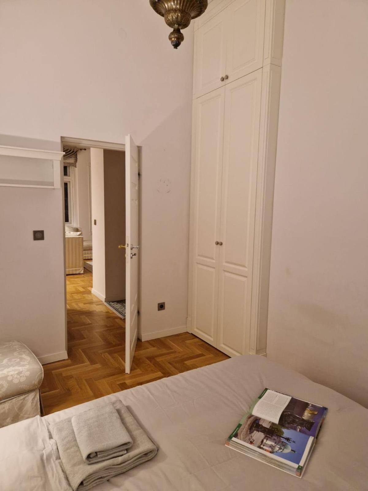 Luxury Living Kopernik Apartment Warsaw Exterior photo